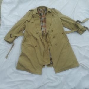 Beige trench